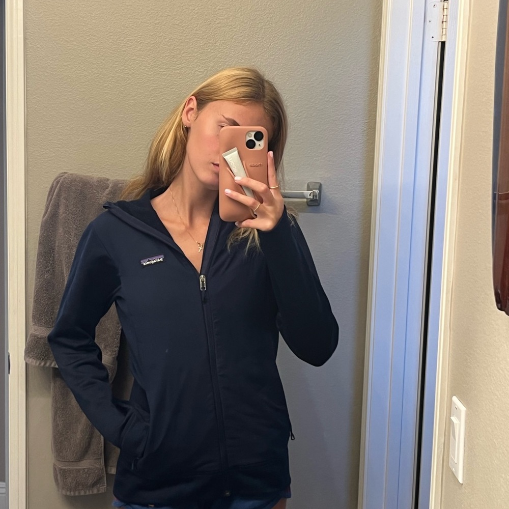 Patagonia Women's Dark Blue Zip-Up Hoodie
